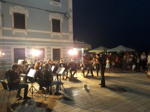 Promenaden konzert des Kultur- und Künstlervereins Istrien (OKUD Istra)